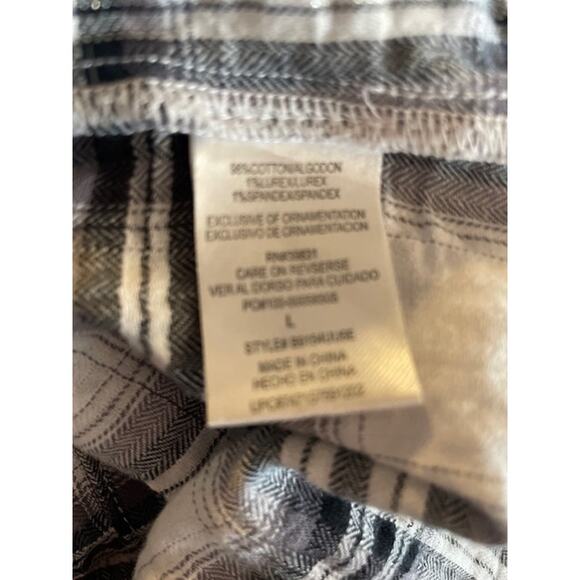 Democracy Size Large Button-up Shirt Black & Cream Collarless - Picture 5 of 6